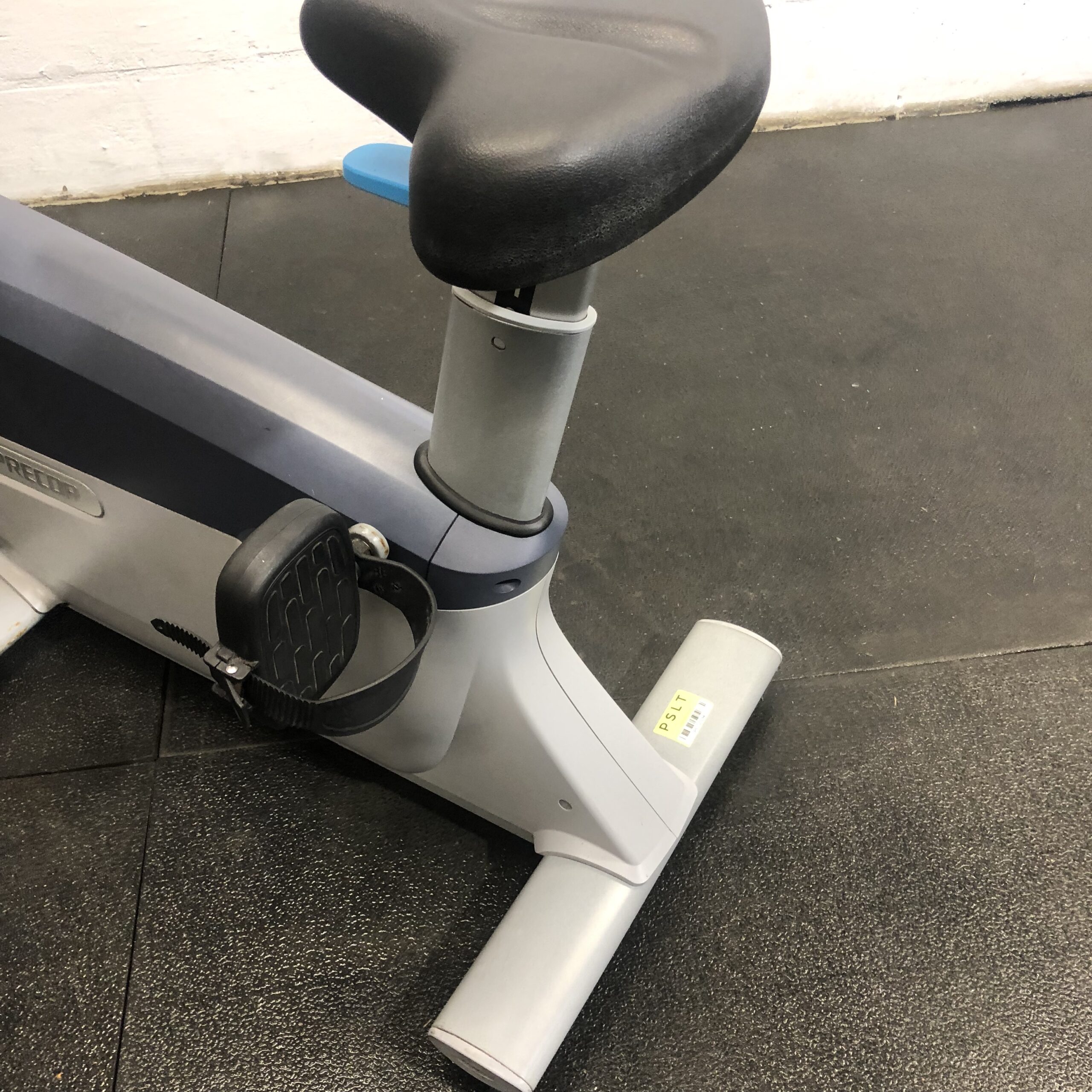 Precor UBK 835 Upright Bike Rental - Image 2