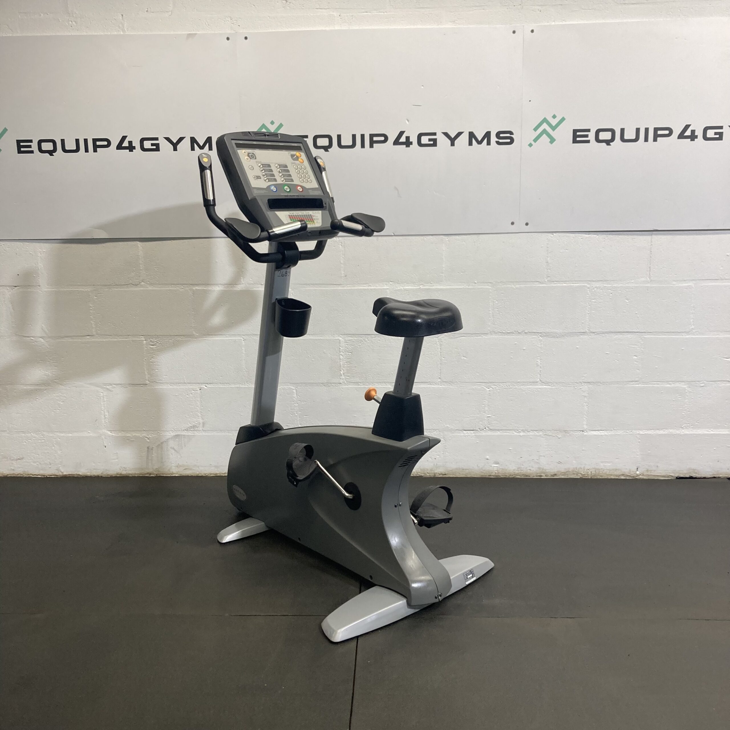 Matrix U5x Upright Bike Rental