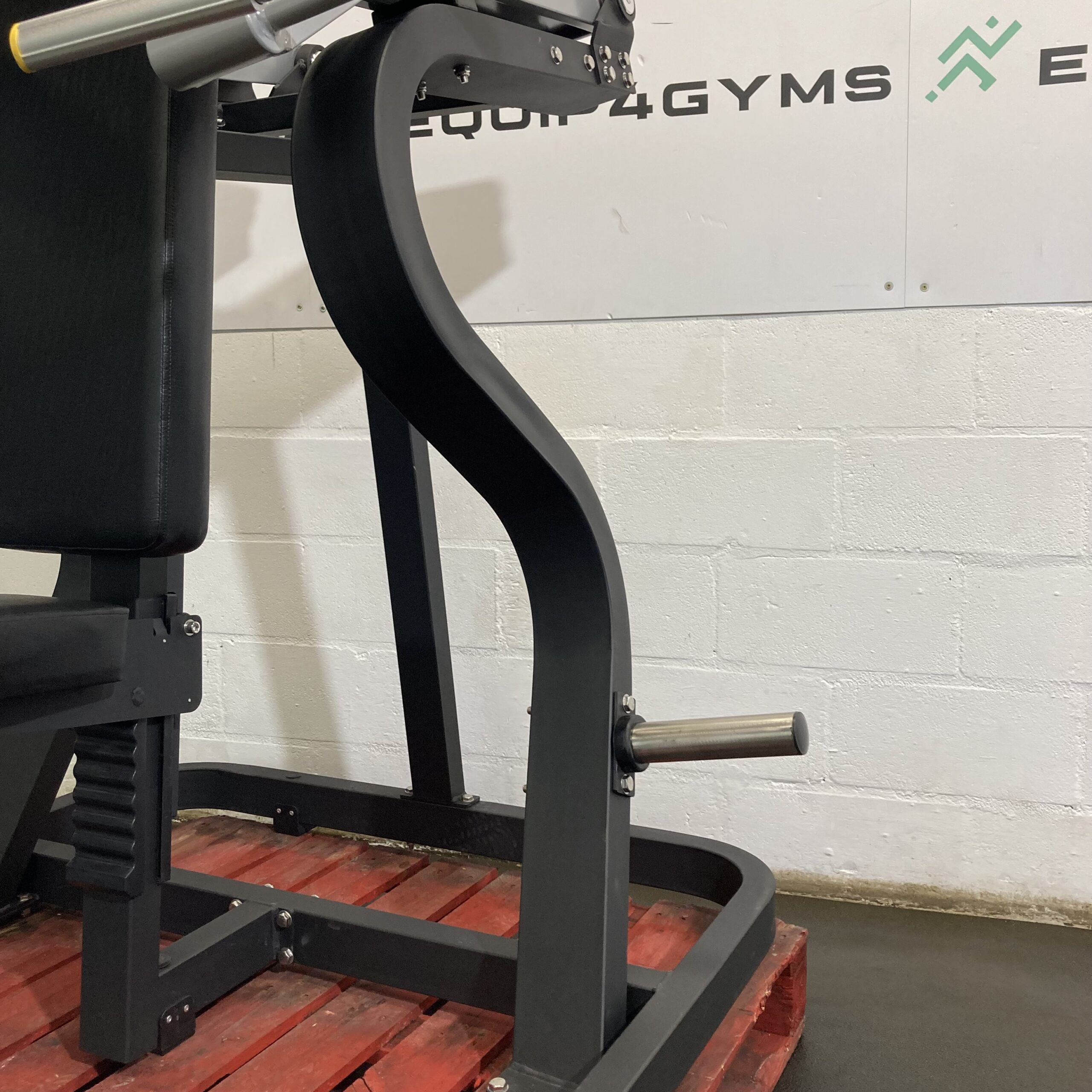 E4G Plate Loaded Shoulder Press - Image 4