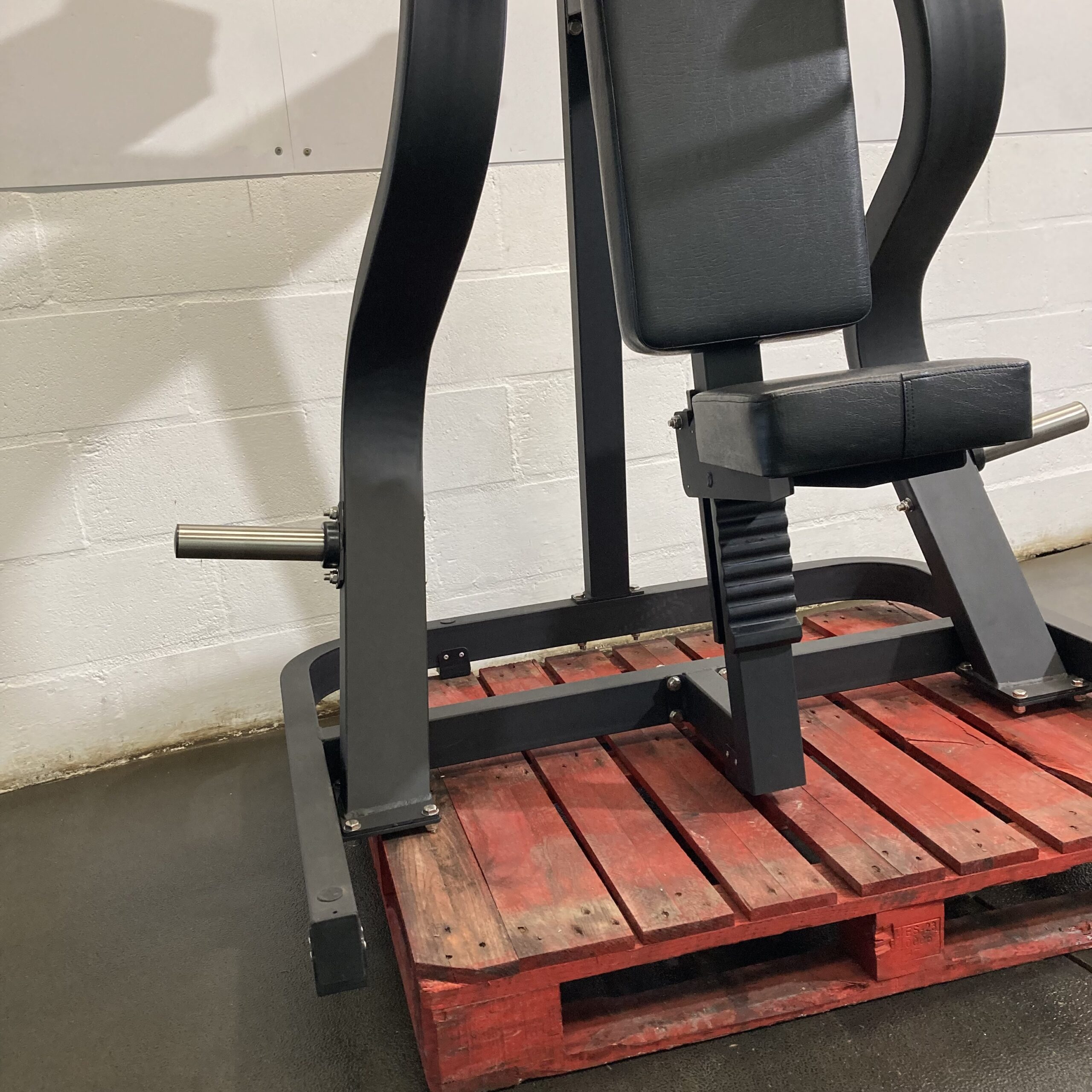 E4G Plate Loaded Shoulder Press - Image 2