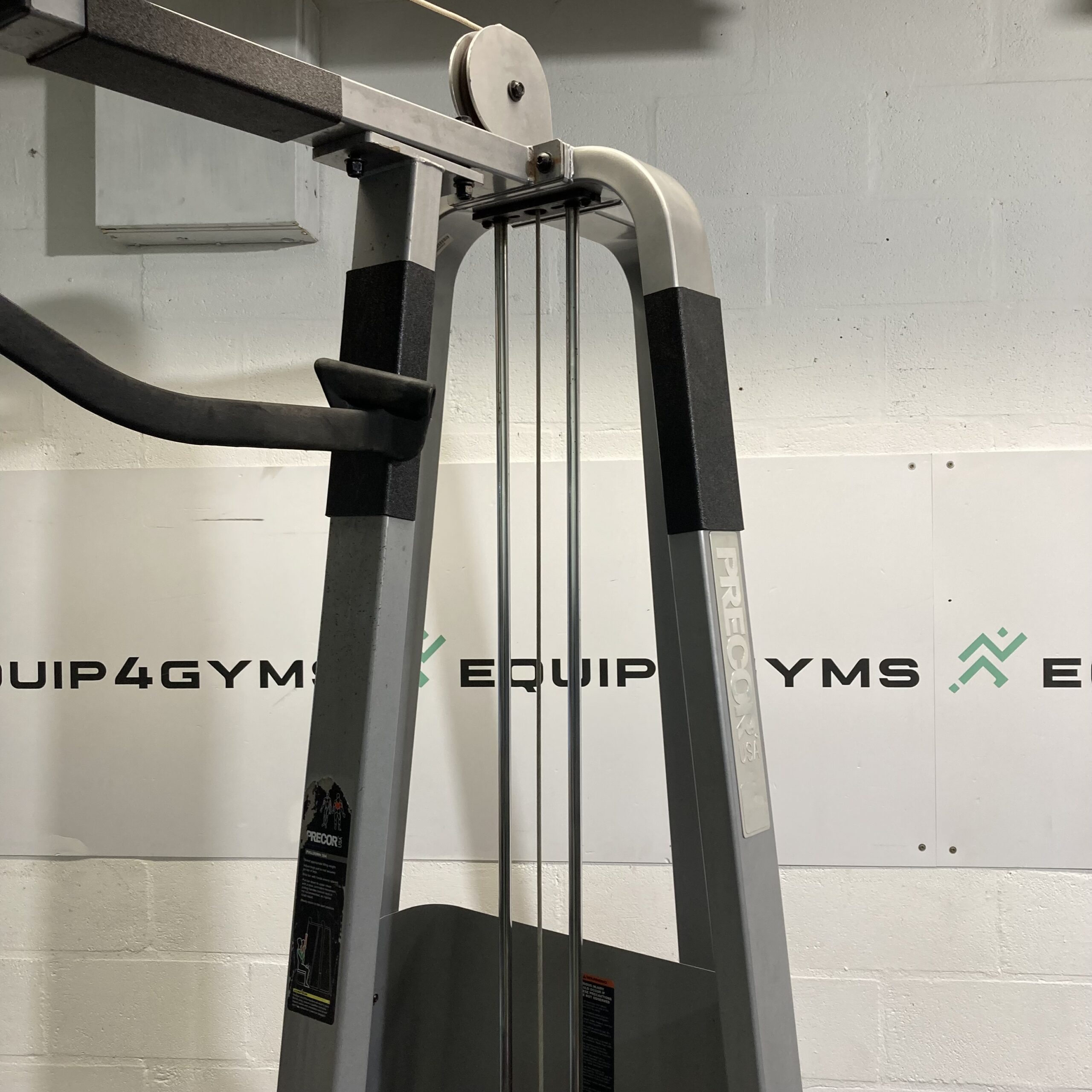 Precor Icarian Lat Pulldown - Image 4