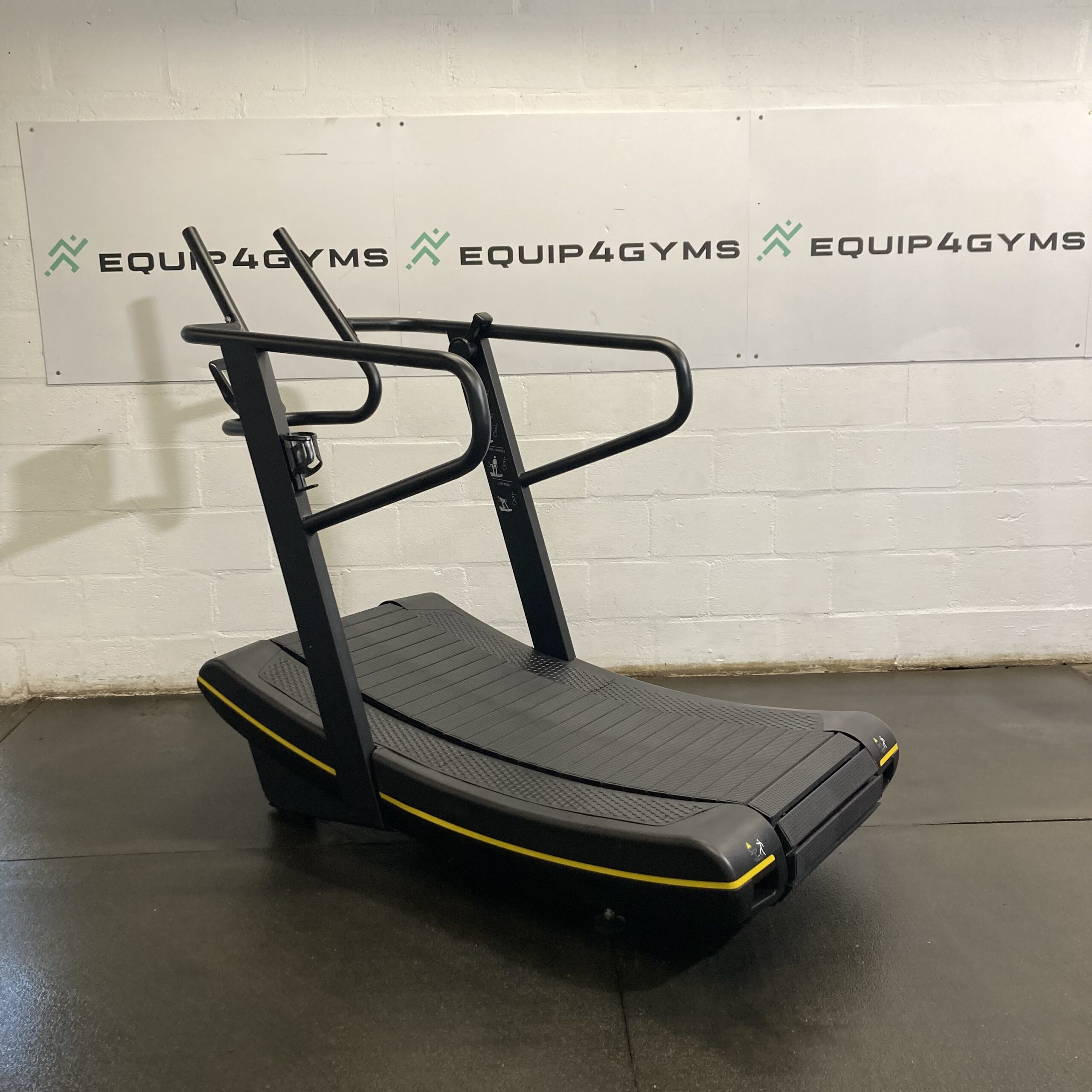 STUN HIIT Curved Treadmill( New in the box )