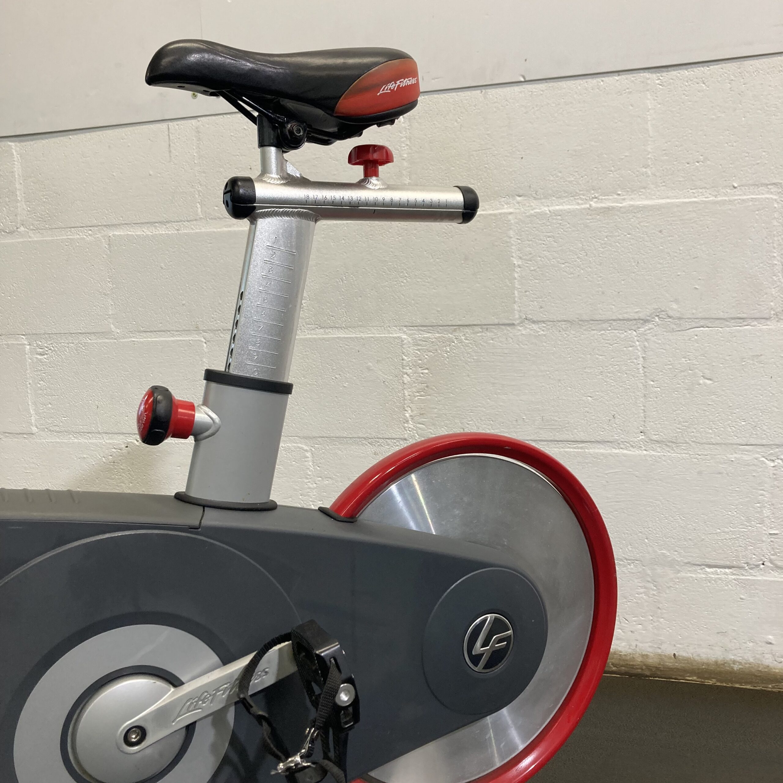 Life Fitness GX Indoor Group Cycle with Screen Rental - Image 3