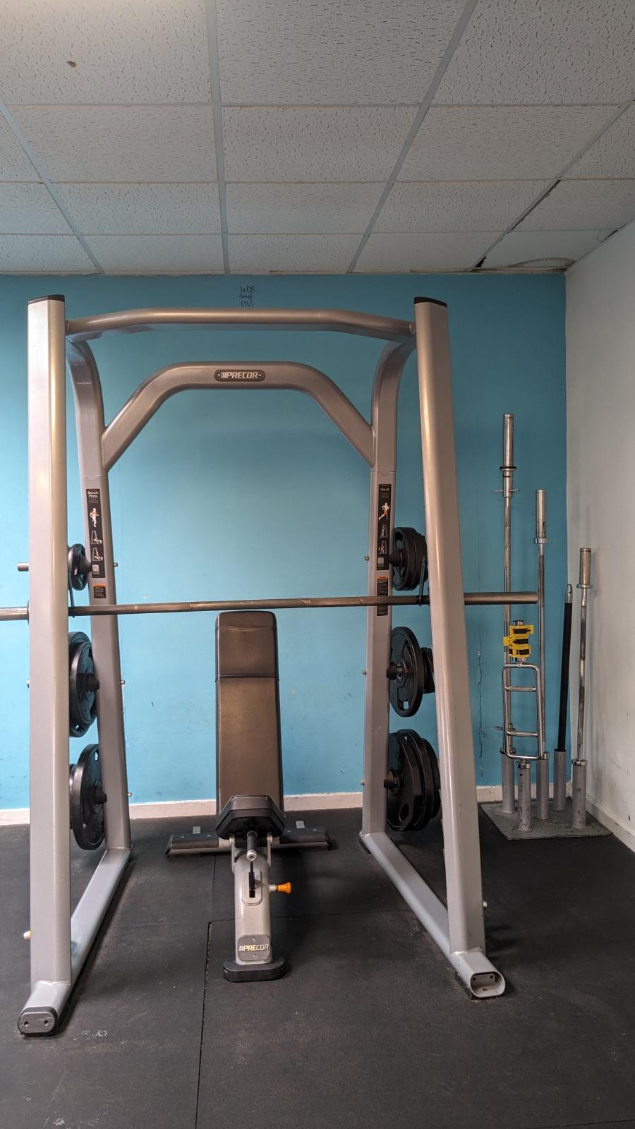 Precor Discovery Smith Machine