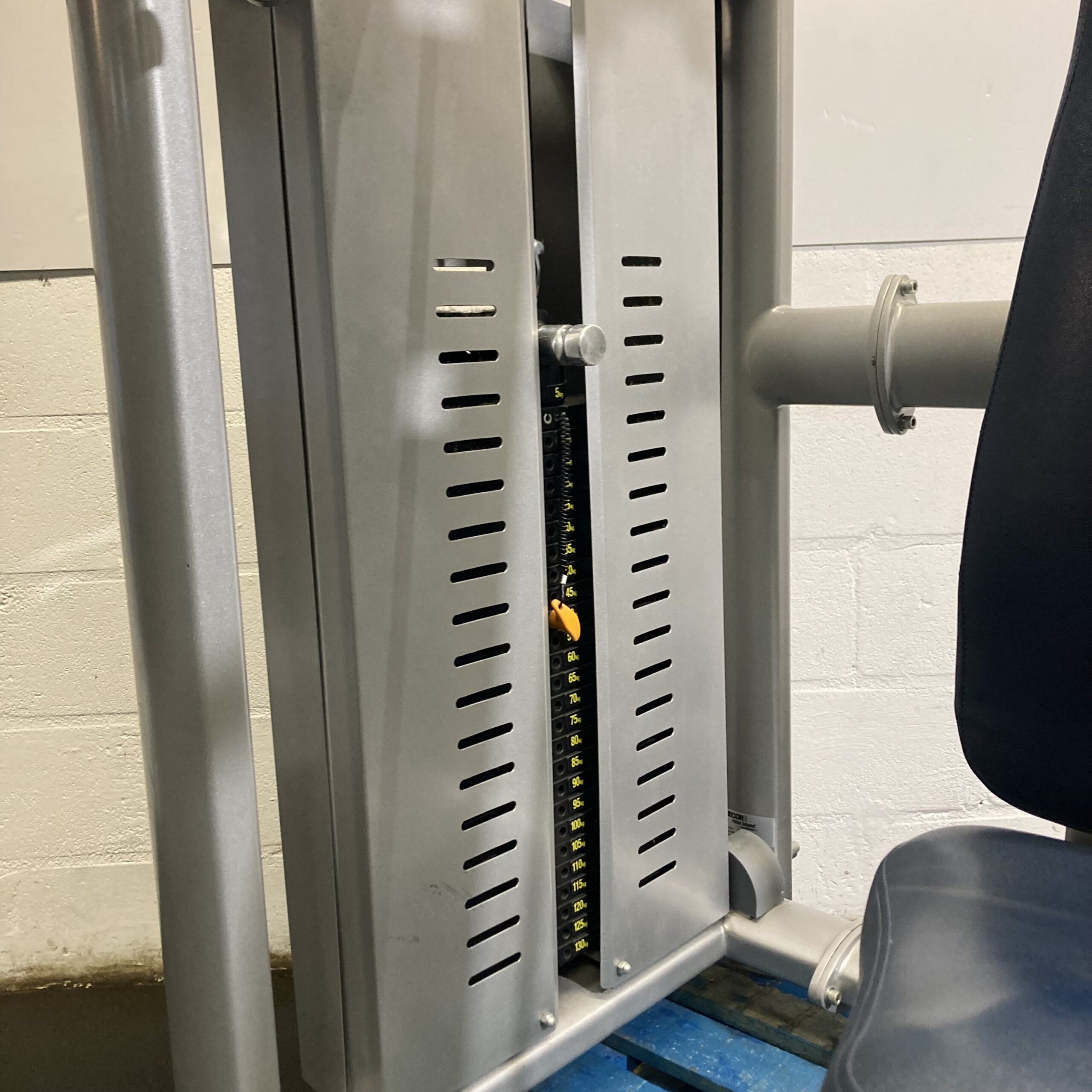 Precor Infinity Chest Press - Image 4