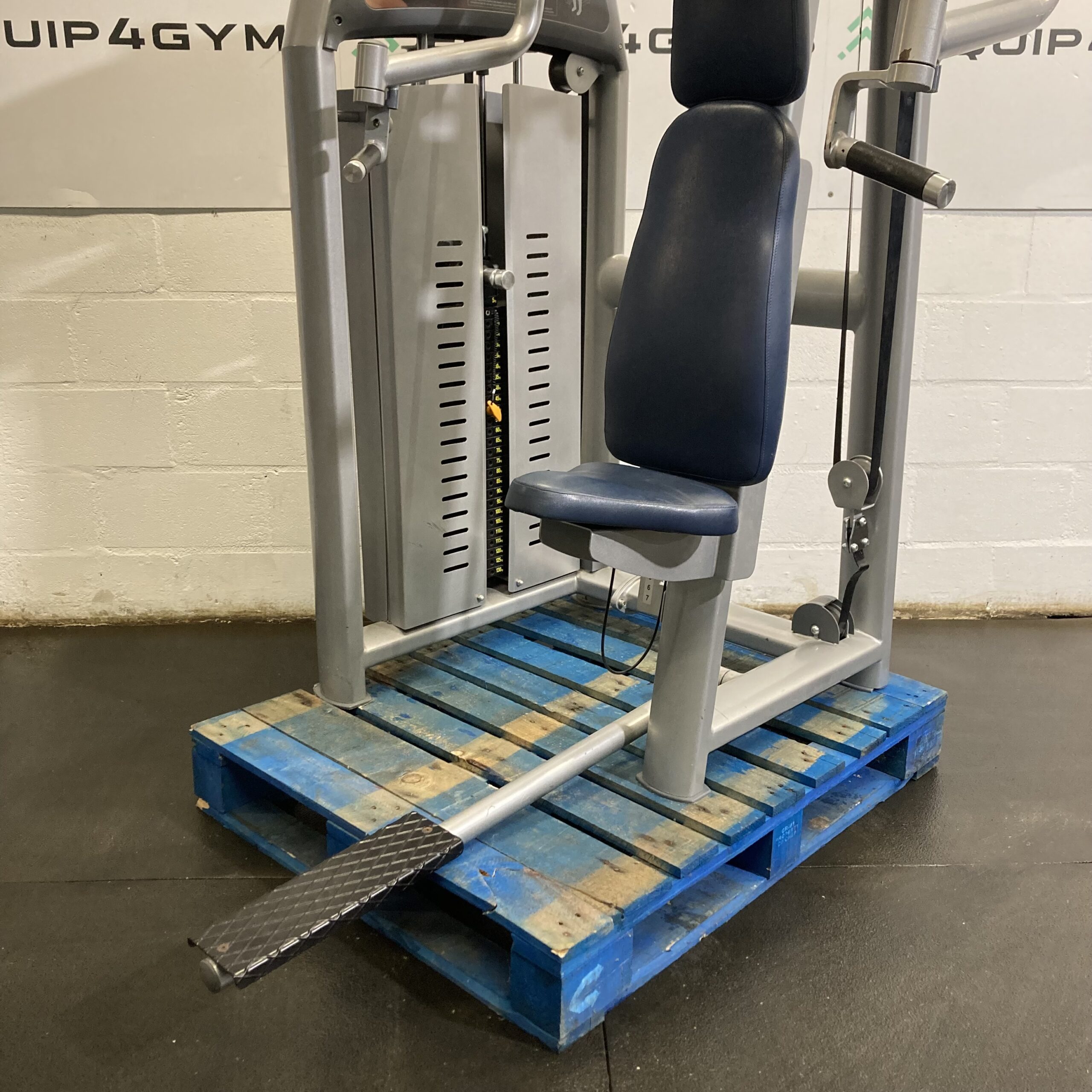 Precor Infinity Chest Press - Image 5