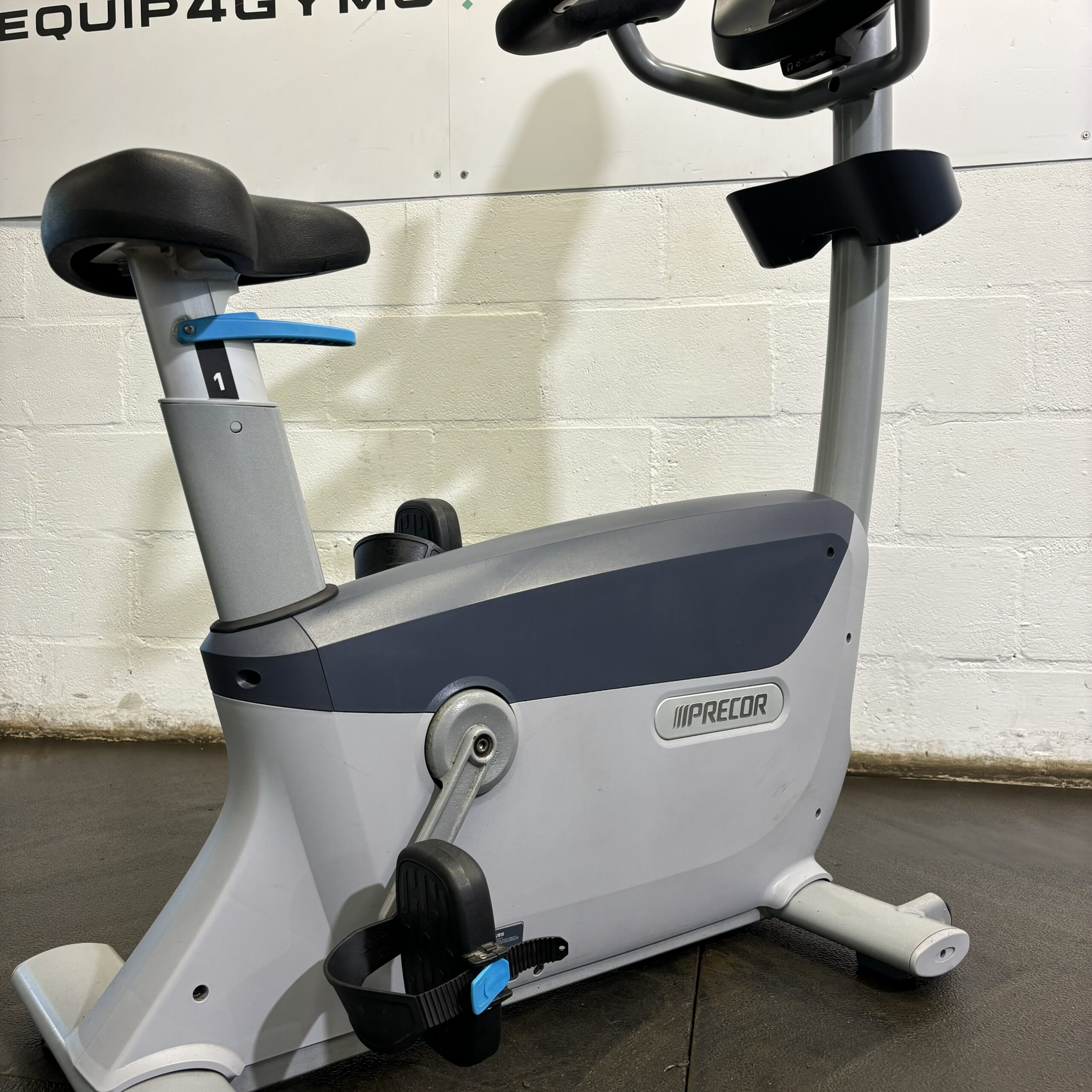 Precor UBK 885 Upright Bike with P82 Console - Image 2