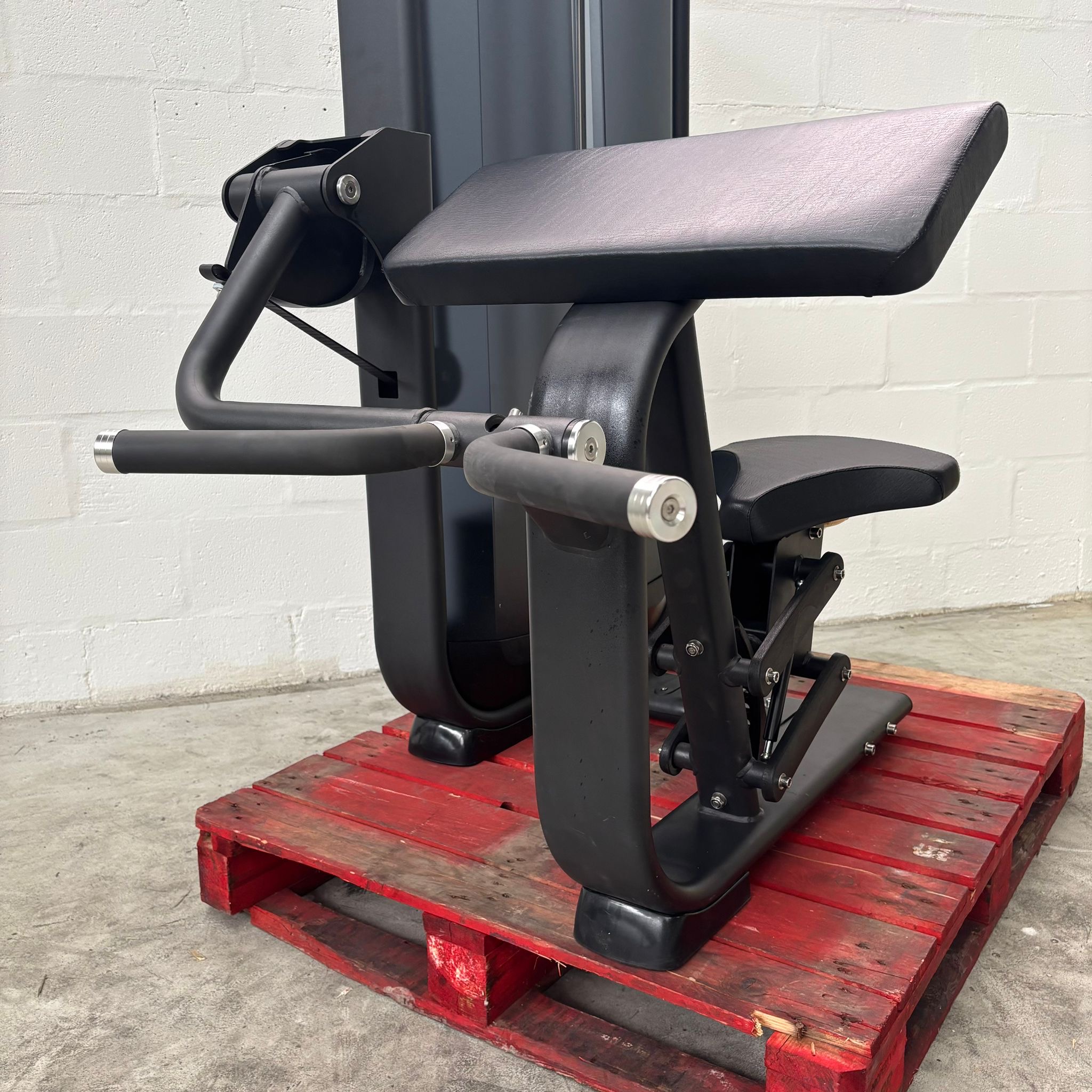 E4G Ultra Bicep Curl - Image 2