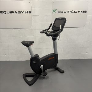 Life Fitness Discover SI 95C Elevation Upright Bike Rental