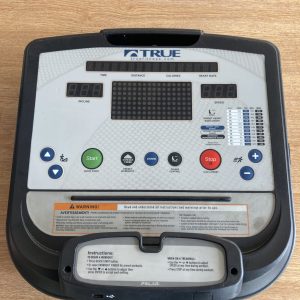 True Fitness TC900 Emerge LED Console SN: 18-396345J