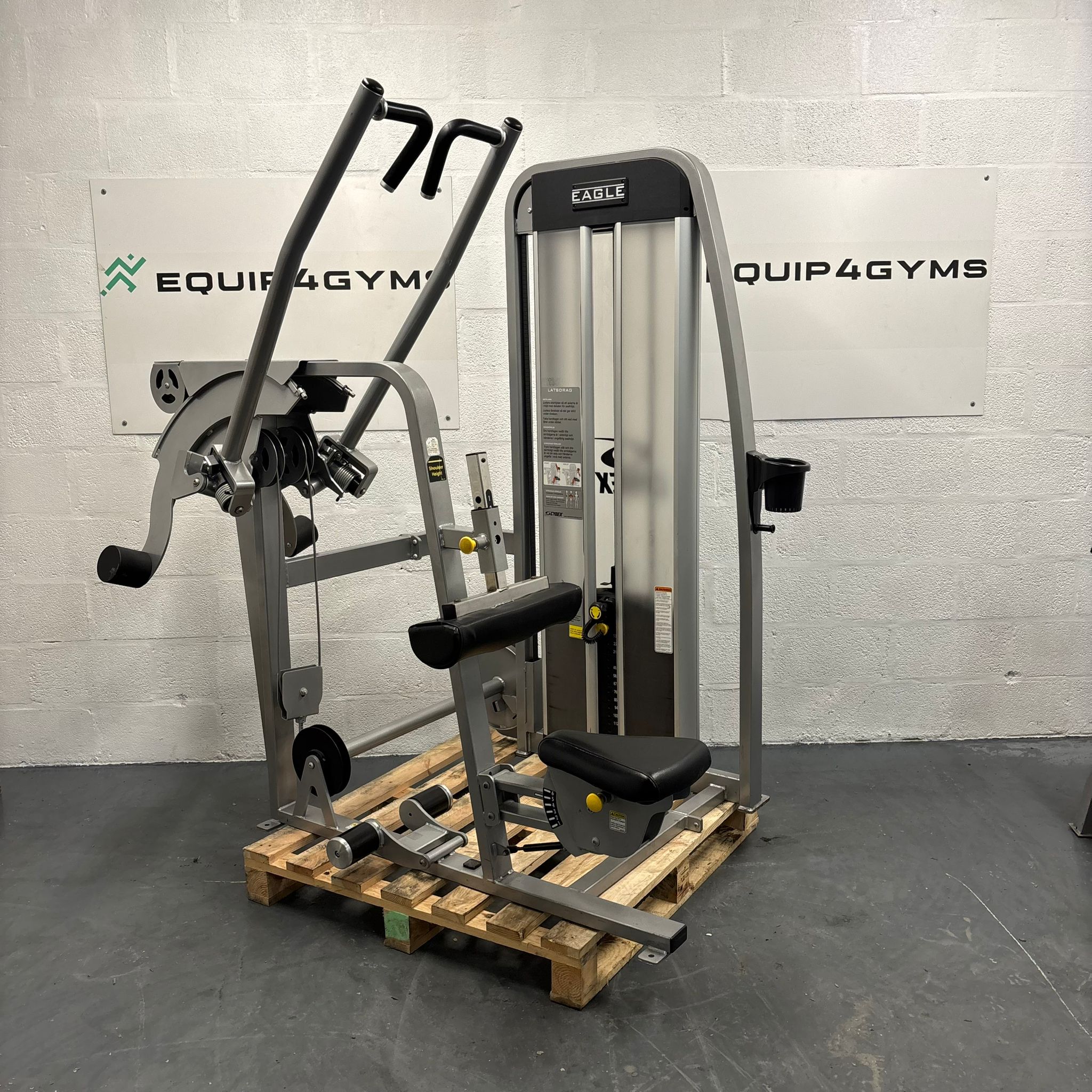 Cybex Eagle Pulldown