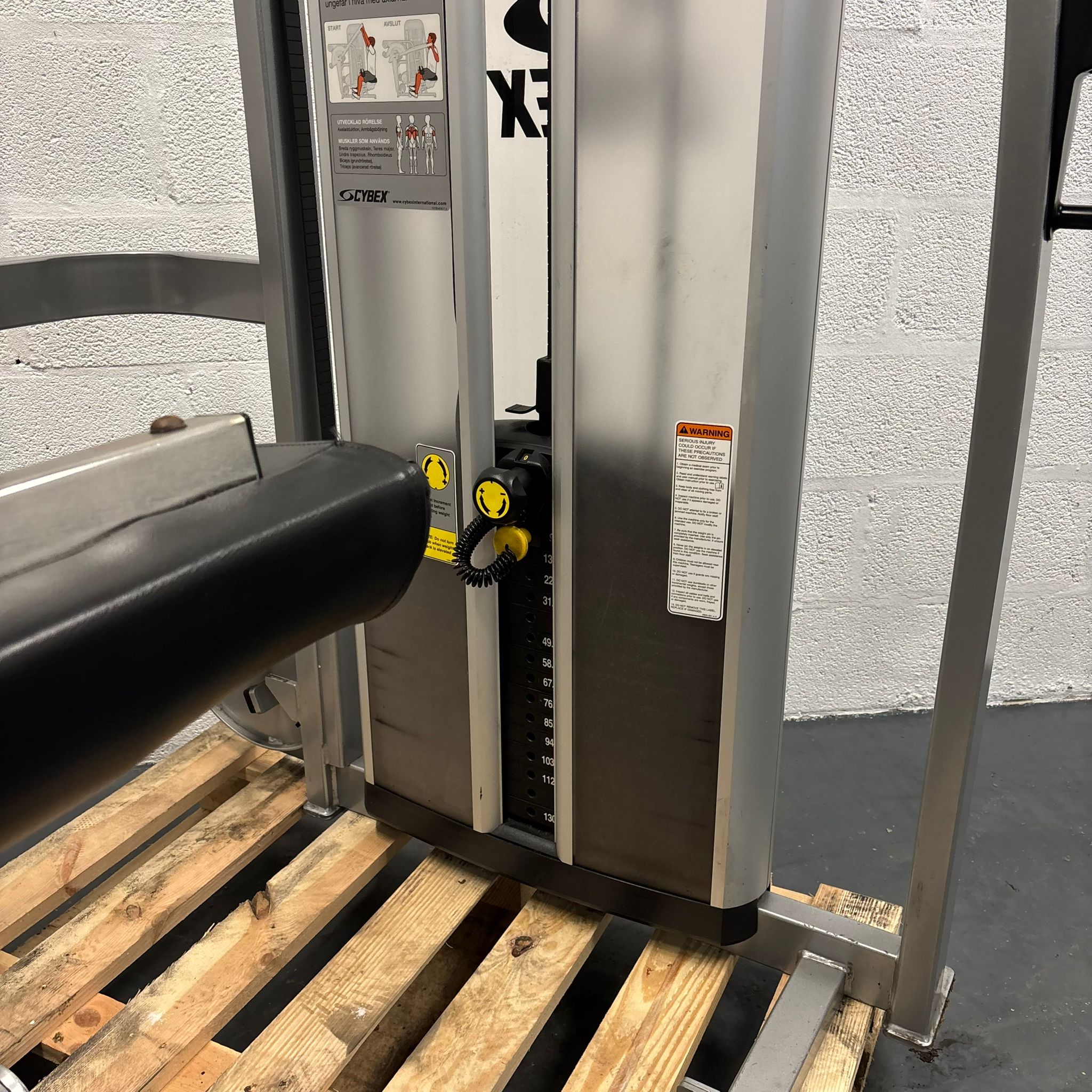 Cybex Eagle Pulldown - Image 4