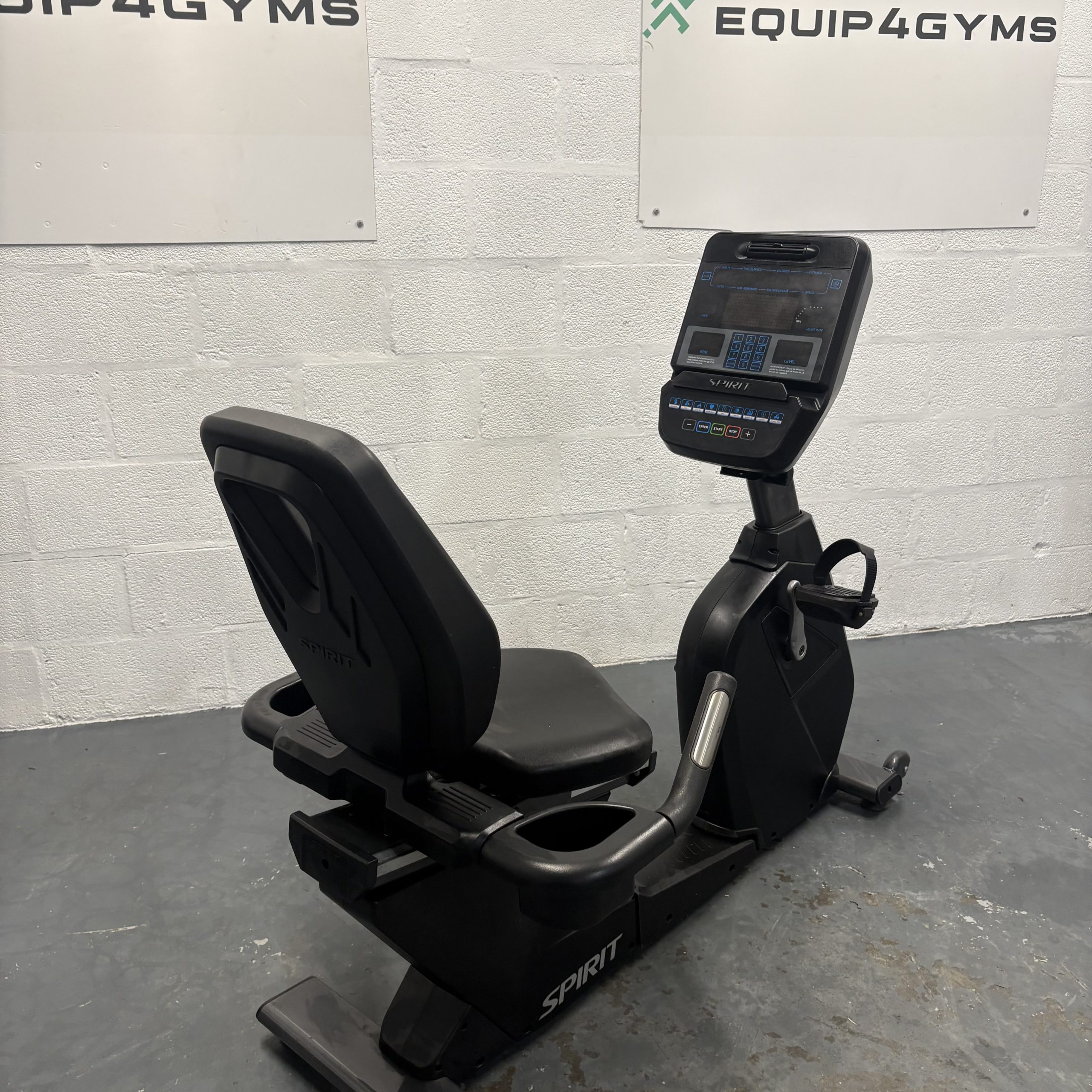 Spirit Fitness CR900 Commercial Recumbent Bike - Image 2