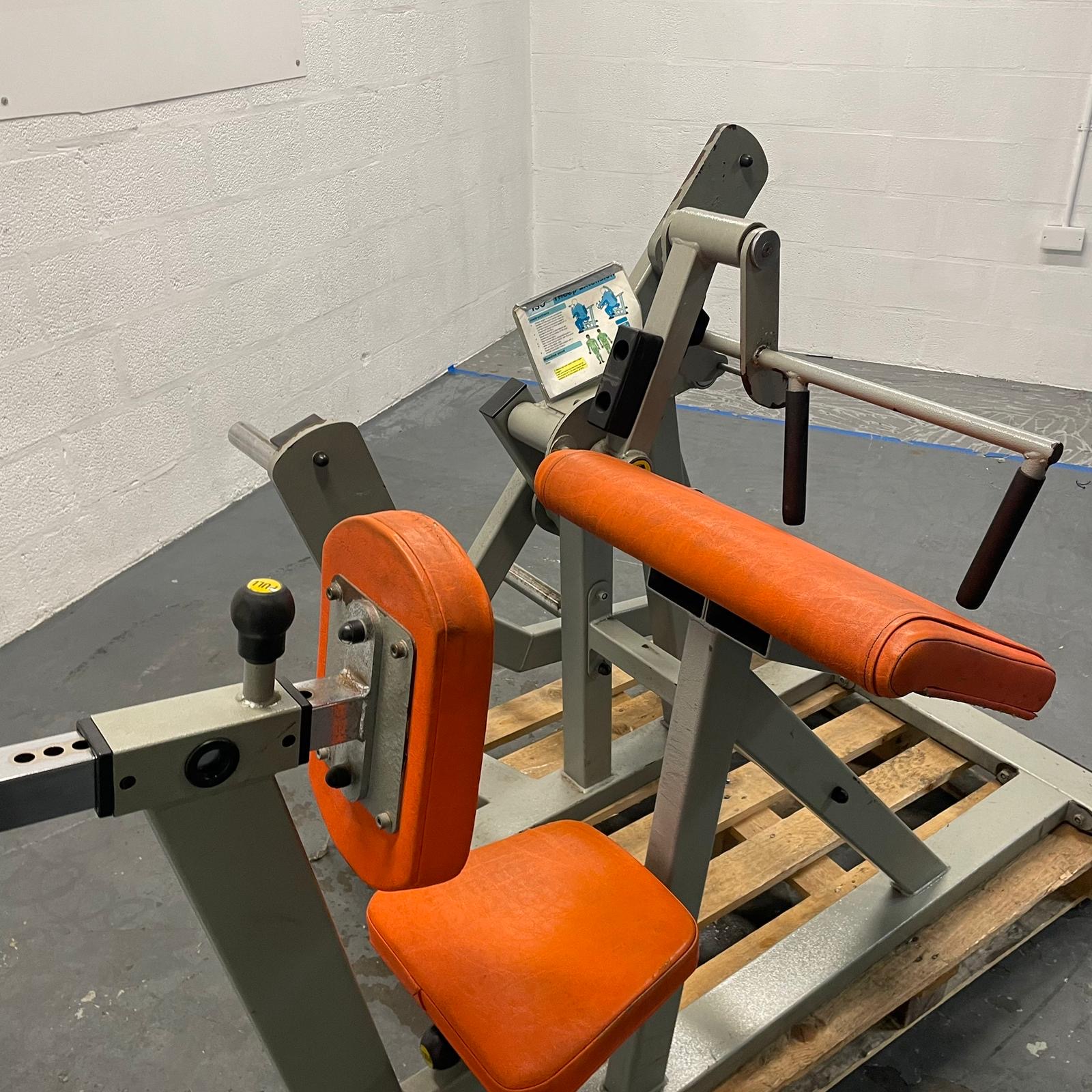 Plate Loaded Tricep Extension - Image 3